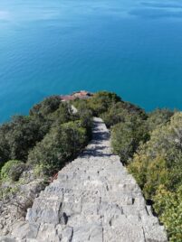 Monesteroli: una scalinata verso il paradiso (blu)