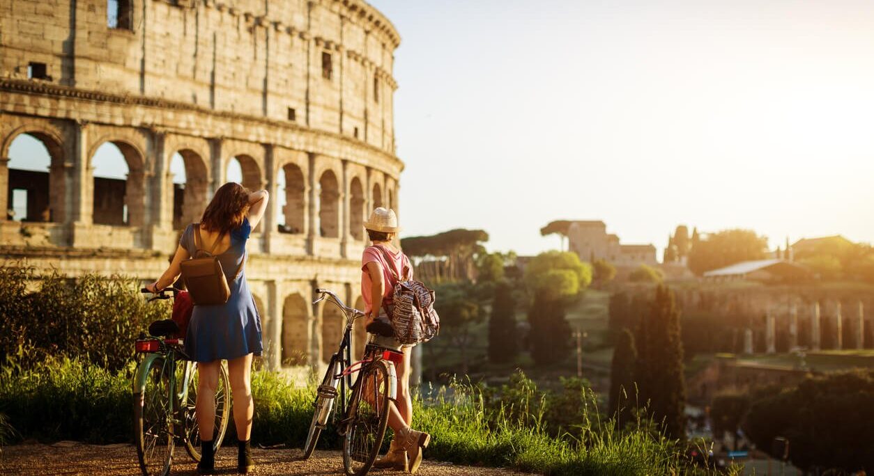 Vacanze in bici in Italia con nuovi itinerari online e servizi bike friendly